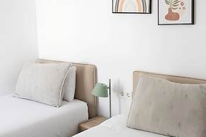 Serena Holiday Homes by LIVVO