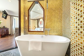 Qualia De Hôtel Hoi An - Rooftop Bar City View