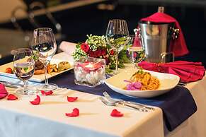 Qualia De Hôtel Hoi An - Rooftop Bar City View