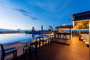 Qualia De Hôtel Hoi An - Rooftop Bar City View