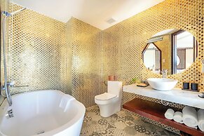 Qualia De Hôtel Hoi An - Rooftop Bar City View