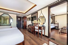 Qualia De Hôtel Hoi An - Rooftop Bar City View