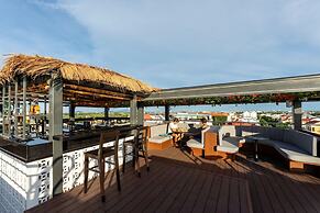 Qualia De Hôtel Hoi An - Rooftop Bar City View