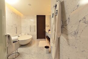 Cinnamon Life at City of Dreams