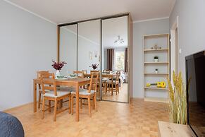 Wilanowska Studio Warsaw by Renters