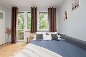 Wilanowska Studio Warsaw by Renters