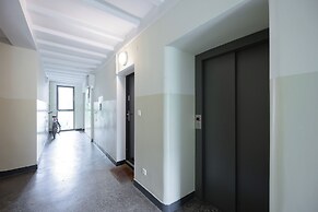 Wilanowska Studio Warsaw by Renters