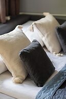 Wilanowska Studio Warsaw by Renters