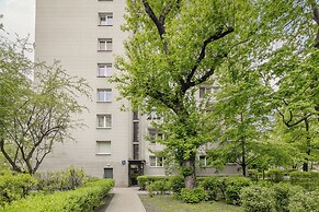 Wilanowska Studio Warsaw by Renters