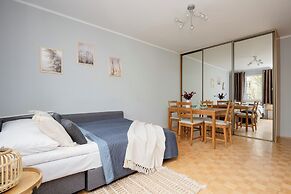 Wilanowska Studio Warsaw by Renters