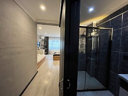 Saffron Hotel Old City