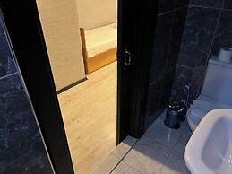 Saffron Hotel Old City