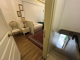 Saffron Hotel Old City