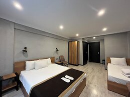 Saffron Hotel Old City