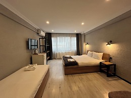 Saffron Hotel Old City