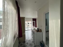 Saffron Hotel Old City