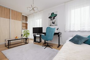 Charming Studio for 2 Persons by Renters