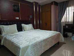 Noubou International Hotel Bonapriso