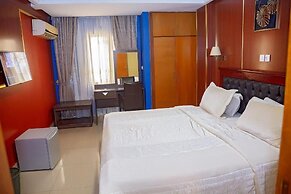 Noubou International Hotel Bonapriso