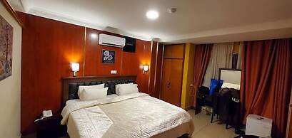 Noubou International Hotel Bonapriso