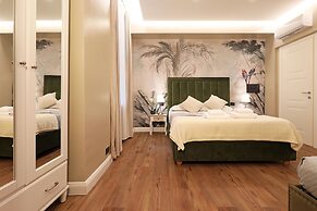 Vatican Cozy Suite - Liberty Collection