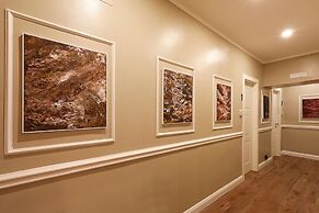 Vatican Cozy Suite - Liberty Collection