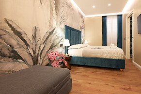 Vatican Cozy Suite - Liberty Collection