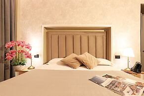 Vatican Cozy Suite - Liberty Collection