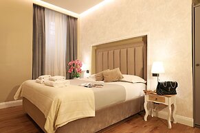 Vatican Cozy Suite - Liberty Collection