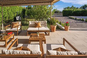 Storge Boutique Bed & Breakfast