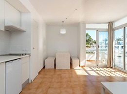 Neighbours Beach Apartments