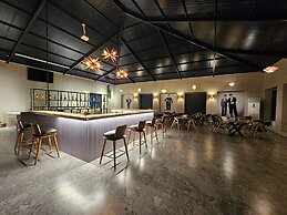 River Estates Luxury Resort & Spa