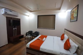 Hotel Raviraj Palace Rajkot