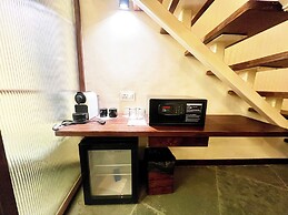 Avhyay Resort
