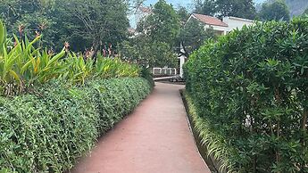 Avhyay Resort