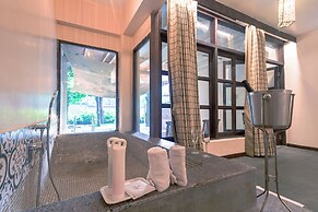 Avhyay Resort