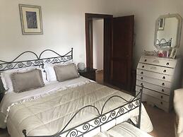 Home From Home in Passignano - Lakeside Views!