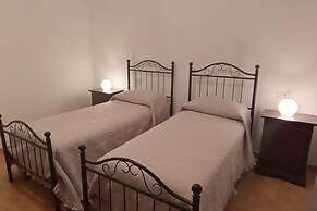 Home From Home in Passignano - Lakeside Views!