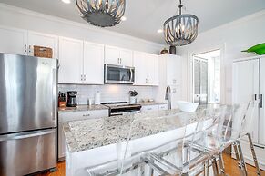 Perfect 10 3 Bedroom Home by RedAwning