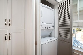 Perfect 10 3 Bedroom Home by RedAwning