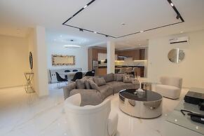 Mini Palace Luxury Suites