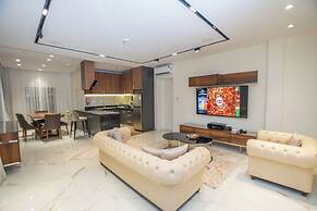 Mini Palace Luxury Suites