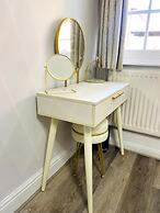 Inviting 3-bed Apartment in London