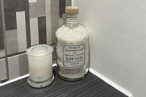 Immaculate 1-bed House in Didcot