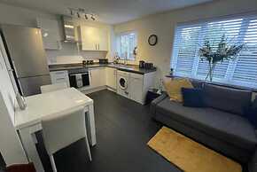 Immaculate 1-bed House in Didcot