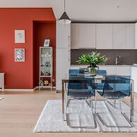 Studio at Torun Center 5 min to Metro and Astoria