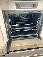 Stunning 2-bed Apartment in Twickenham