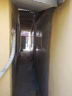 Lagos - 1bed - Sleeps 2 - Aircon - Free Parking