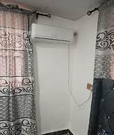Lagos - 1bed - Sleeps 2 - Aircon - Free Parking