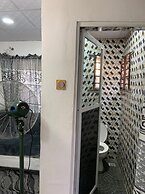 Lagos - 1bed - Sleeps 2 - Aircon - Free Parking